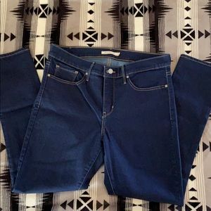 Women’s Levi jeans shaping skinny size 31